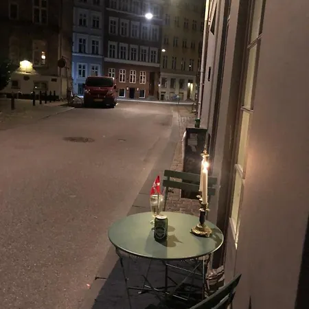Apartment I Hjertet Af Kobenhavn